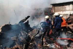 Api Lalap 5 Rumah di Patemon Timur Surabaya