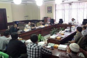 Tak Berijin, Armuji Ancam Tutup Operasional PT Gojek Indonesia di di Surabaya