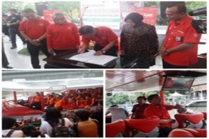 Terima Perahu Wisata dari ITS dan Telkomsel, Risma: Nama Sawunggaling Itu dari Uglu