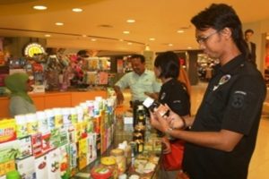 BPOM Surabaya Amankan Ratusan Kosmetik Import Ilegal