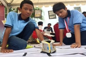 Robot Penghias Donut Karya Siswa SMP di Surabaya Sabet Medali Emas