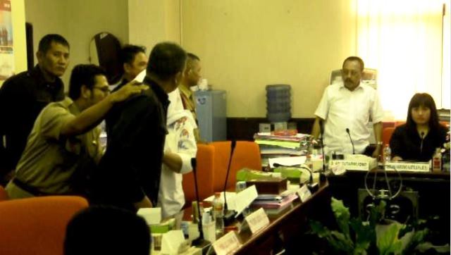Komisi A DPRD Surabaya Minta Pemkot Tunda Penggusuran Warga Medokan Semampir