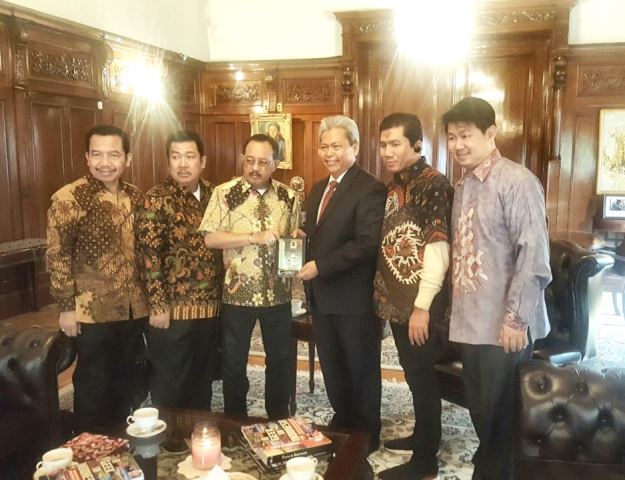 Mampir ke Dubes Indonesia di Washington DC, Ini Hasil Kunker 5 Anggota DPRD Surabaya