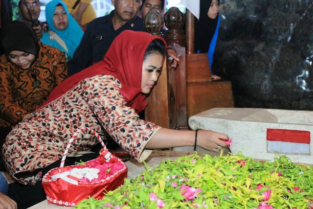 Puti G Soekarno Patok Kemenangan 70 Persen di Kota dan Kabupaten Blitar