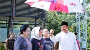 Gus Ipul: Kalau Bu Risma Sudah Turun, Bilang 2, InsyaAllah Kita Menang Tebal di Surabaya