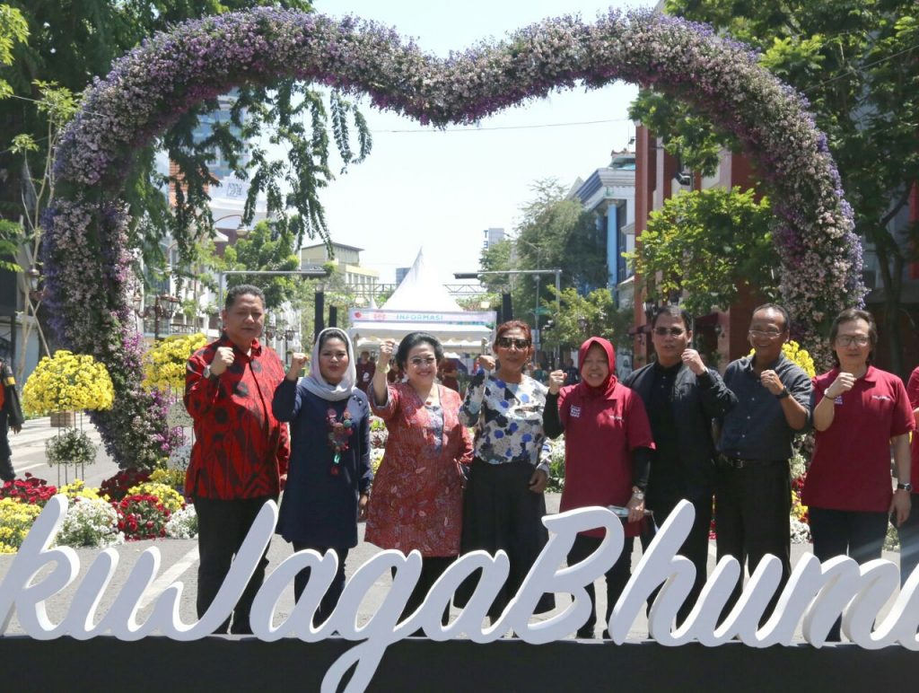 Megawati, Risma dan Puti Guntur Kampanyekan Konservasi Lingkungan