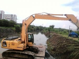 Pekerjaan Terus Bertambah, Kini Pemkot Surabaya Miliki 56 Alat Berat