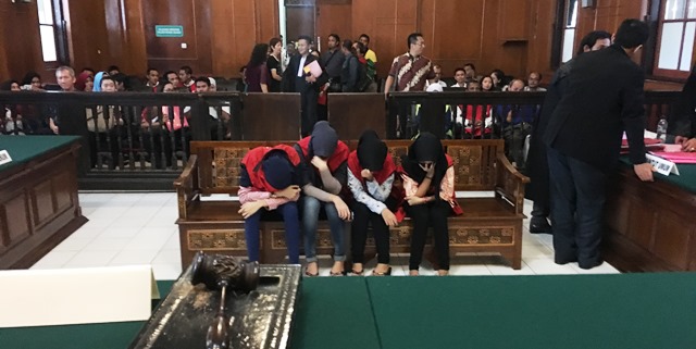 Hakim Mengeluh Sakit, Tunda Sidang, 4 Gadis Muda Urung Hadapi Tuntutan