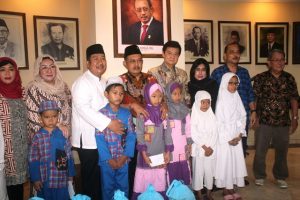 Ucap Syukur, DPRD Surabaya Gelar “Bukber” Bareng Ratusan Anak Yatim Piatu