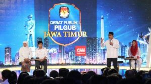 Nonton Debat di Televisi, Risma: Aku Kok Lebih Sreg Program Gus Ipul-Puti, Lebih Realistis