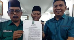Tunjukkan SK DPP Asli ke Publik, Musyafak Rouf Cs Siap Nahkodai DPC PKB Surabaya