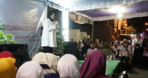 Gratiskan Siswa SMA/SMK di Surabaya, Risma: Jangan Lupa Pilih Nomer Dua