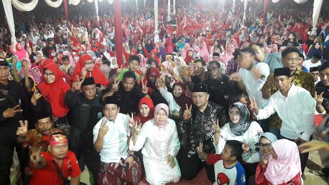 Menangkan Gus Ipul-Puti, Warga Surabaya Barat Gelar Acara Doa Bersama Risma
