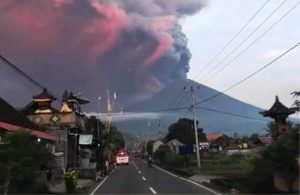 Debu Vulkanik Gunung Agung Rugikan Petani di Wilayah Bangli dan Karangasem
