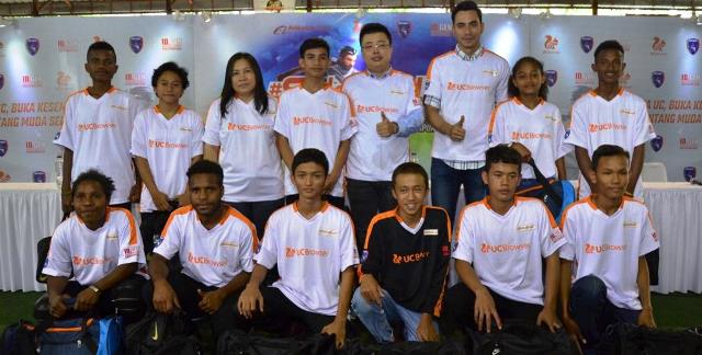 Dukung Komunitas Sepak Bola Indonesia, UC Browser Gandeng Uni Papua