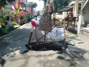 Dinas PU Pemkab Kediri Janjikan Perbaikan Cross Drainage di Desa Kandangan