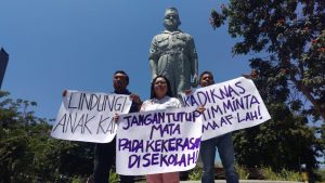 Tuntut Permintaan Maaf Kadiknas Prov Jatim, Ortu Siswa Korban Kekerasan Gelar Aksi