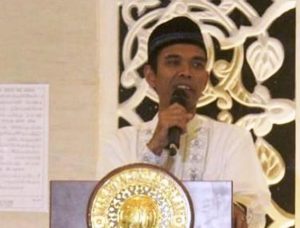 Ustadz Abdus Somad (UAS) Kembali Tausyiah di Tanah Bumbu (Video)