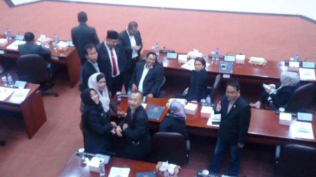 Rapat Paripurna DPRD Surabaya Sepakati Pencairan Gaji PNS ke 13 Secepatnya