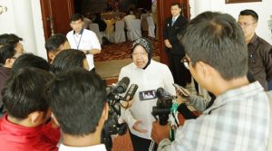 Ini Alasan Wali Kota Risma Tertibkan PKL Gembong Surabaya