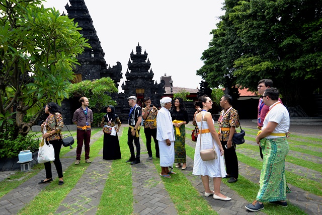 Pemkot Surabaya Ajak Delegasi Start Up Nation Summit Berwisata di Kawasan Religi