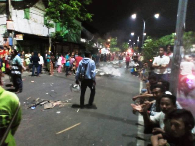 Pedagang Melawan, Penertiban PKL di Jalan Gembong Surabaya Sempat Ricuh