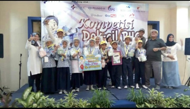 SD Al-Kautsar Surabaya Sabet Juara Harapan I di Kompetisi Dokter Cilik PHC