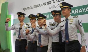 Sukses Jadi Co-Pilot, Dua Anak Surabaya Ucapkan Terima Kasih Kepada Wali Kota Risma