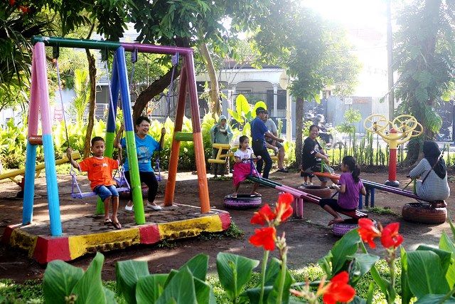 Animo Masyarakat Tinggi, Pemkot Surabaya Optimalkan Taman Lansia dan Paliatif