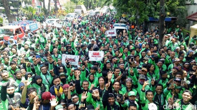 Kawal Sidang Ahmad Hilmy Hamdani, Ratusan Driver Online Gelar Aksi Solidaritas
