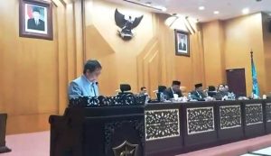 VIDEO: Rapat Paripurna DPRD Surabaya Tentang Reposisi Jabatan Sekretaris Komisi B