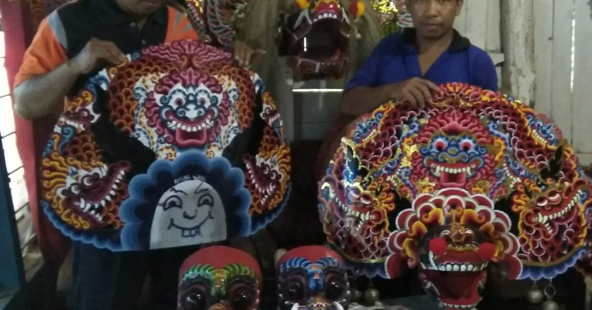  Pengrajin  Topeng Barongan di  Kediri Mampu Tembus Pasar 