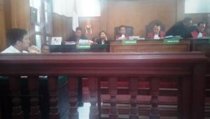 Kuasa Hukum 351 Warga Perumahan Bukit Mas Anggap Tergugat Tak Paham