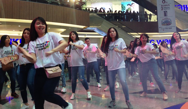 Influencer Surabaya Gelar Flash Mob Milenial Surabaya Tetap 01