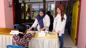 Libatkan 20 Dokter, Rucita Permatasari Buka Posko Tes Kesehatan di Kepanjen Kabupaten Malang