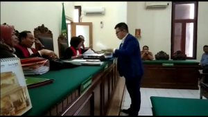 Tim Kuasa Hukum Chinchin ‘Sorot’ Salah Satu Hakim