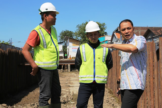 Antisipasi Musim Hujan, Bappeko Surabaya Kebut Proyek Pemasangan Box Culvert Manukan-Sememi