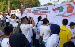 Bersama Bupati Saiful Illah, Masyarakat Sidoarjo Deklarasikan Sikap Tolak Kerusuhan