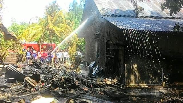 Rumah Warga di Desa Salajo Kabupaten Gowa, Ludes Dilalap Api