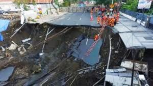 Kasus Amblesnya Jalan Gubeng ‘Jalan Ditempat’