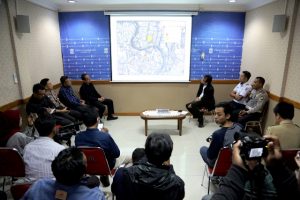 Lanjutkan Pembangunan Alun-alun Surabaya, Jalan Yos Sudarso Ditutup Separuh