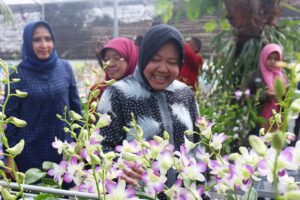Sejahterahkan Warga di Eks Lokalisasi Sememi, Pemkot Surabaya Buka Lab Anggrek