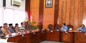 DLKH Kabupaten Sidoarjo Hentikan Bahan Bakar Sampah Plastik Impor