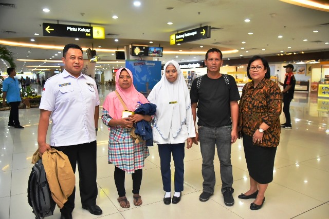 Pemkot Surabaya Pulangkan TKI Asal Surabaya dari Malaysia