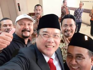 Dilantik Jadi Anggota DPRD Surabaya, John Thamrun: Siap Menjalankan Tugas Partai