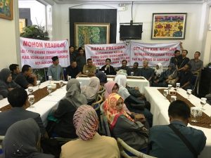 Perjuangkan Nasibnya, 1.178 Honorer K1 Kabupaten Nganjuk Bersurat ke Presiden