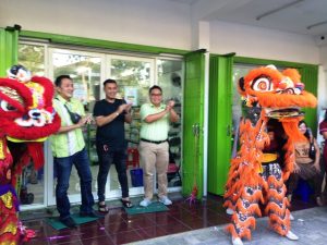 Hadirkan Barongsai Pembawa Keberuntungan, Dungdung Baby Shop Resmi Buka