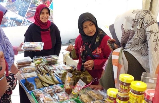 Sosialisasikan Gemar makan Ikan, Dinas Perikanan Kabupaten Kediri Gelar Bazar