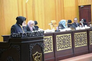 Bantah Keras soal Mafia Perizinan di Pemkot, Risma: Bila Fitnah Itu Benar Biar Saya Dihukum