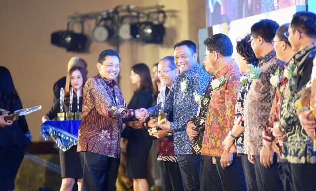 Pemkot Surabaya Kembali Raih Anugerah KiHajar Kategori Utama